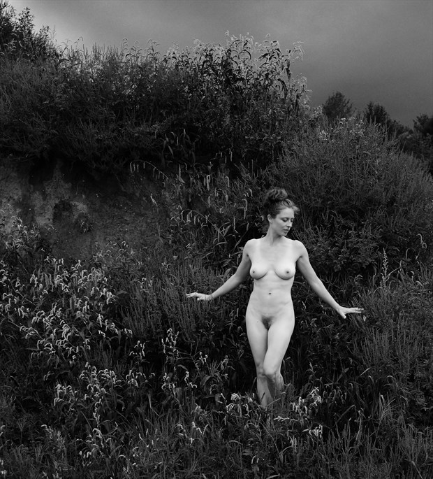 Artistic Nude Nature Photo by Model Bianca Black