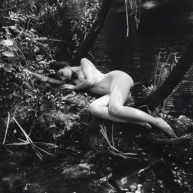 Artistic Nude Nature Photo by Model Nieves