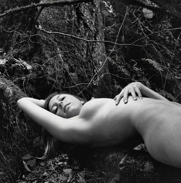Artistic Nude Nature Photo by Photographer Silvershooter