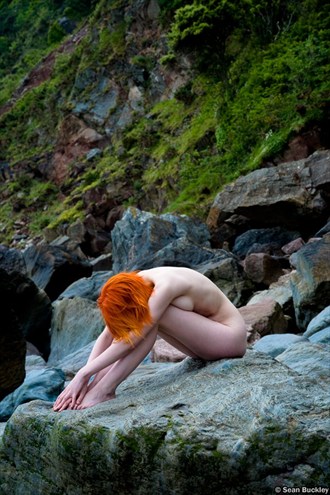 Artistic Nude Nature Photo by Photographer seanb