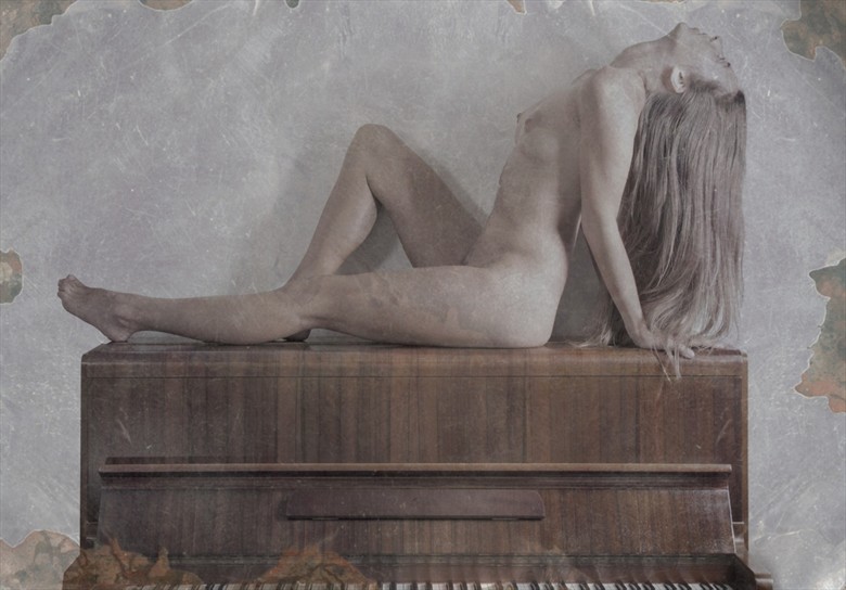 Artistic Nude Photo by Model Fiori