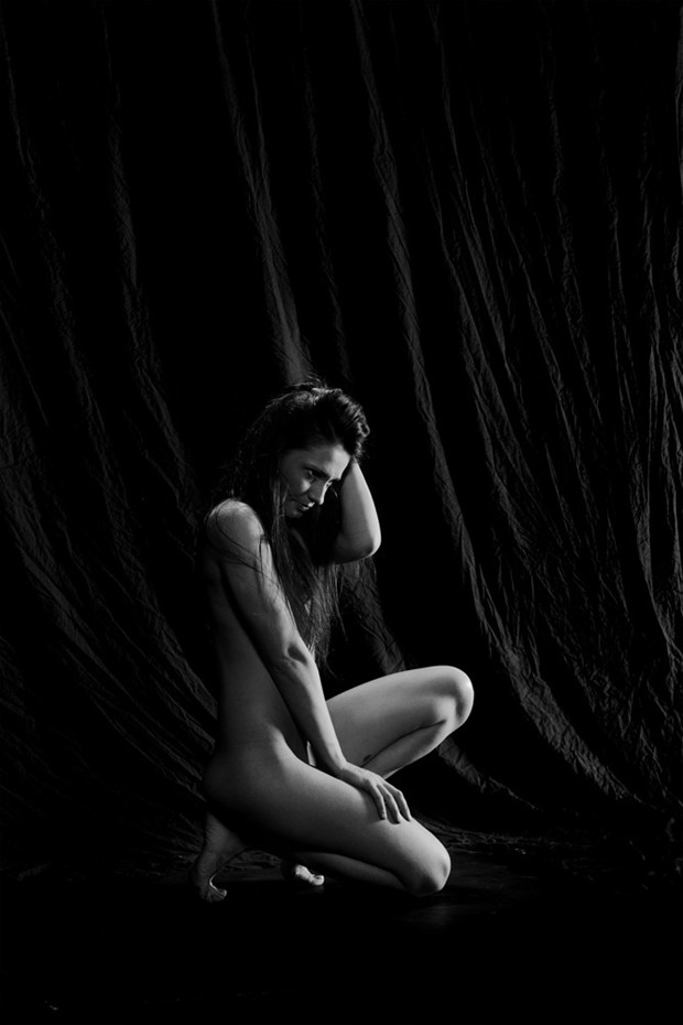 Artistic Nude Photo by Model Gizzy