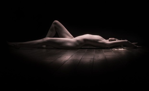 Artistic Nude Photo by Model GoldenIvory