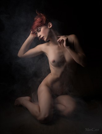 Artistic Nude Photo by Model Peliroja
