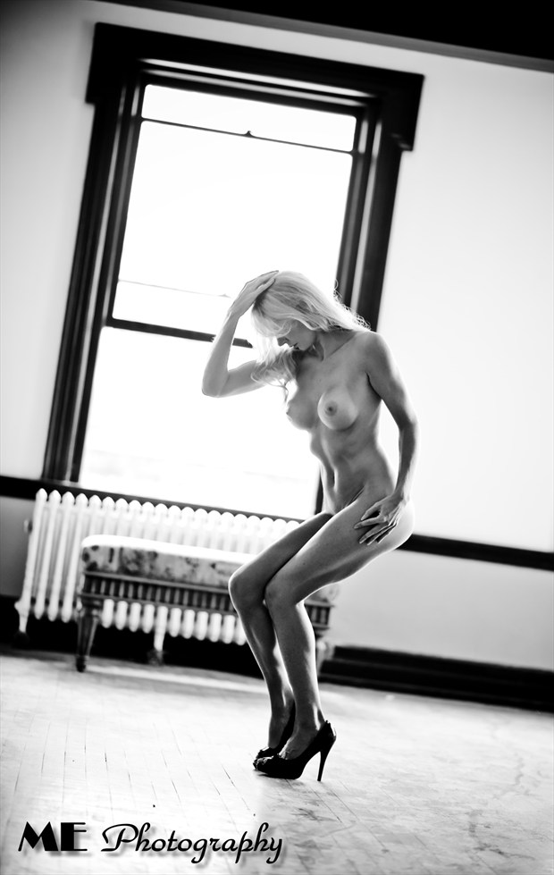Artistic Nude Photo by Model Savannah Costello
