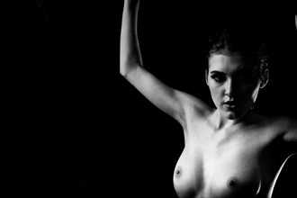 Artistic Nude Photo by Photographer Ghostdog36