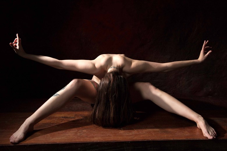 Artistic Nude Photo by Photographer John Trainor