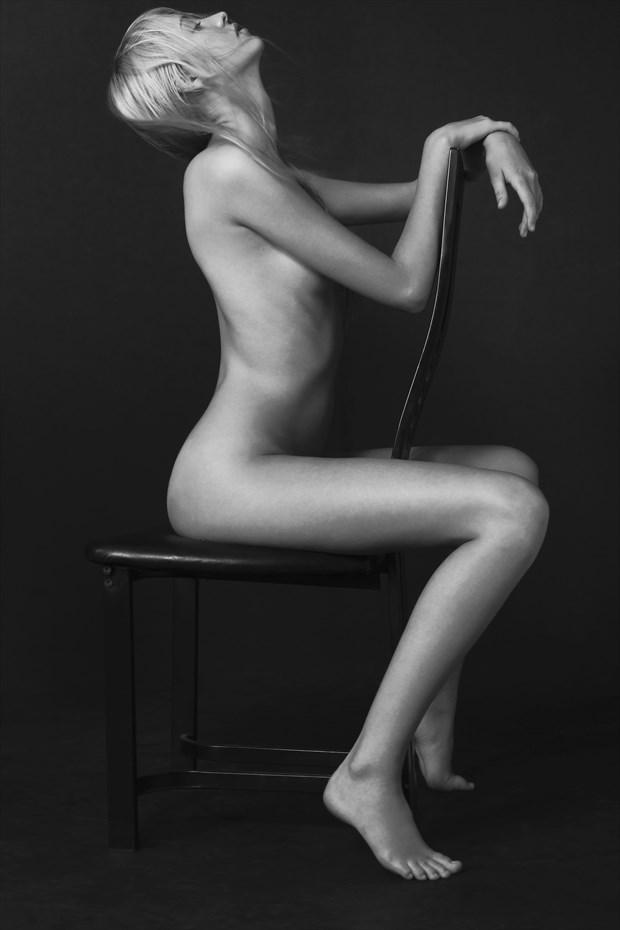 Artistic Nude Photo by Photographer Justin Doug