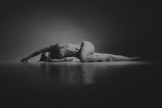 Artistic Nude Photo by Photographer PMPhotography