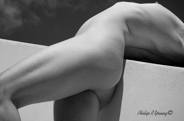 Artistic Nude Photo by Photographer Philip Young