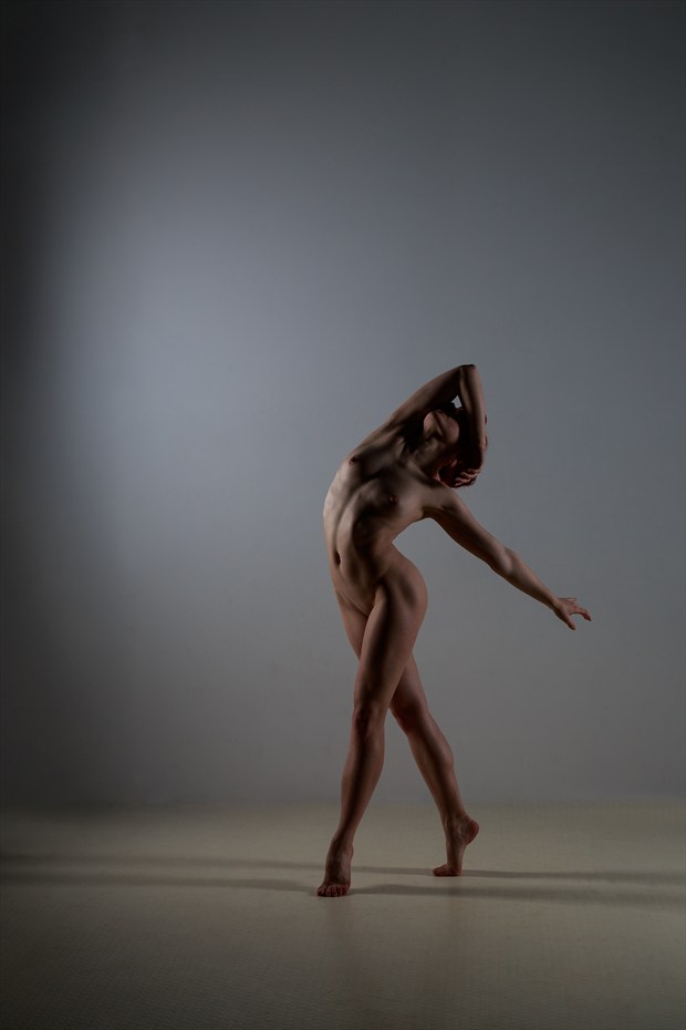 Artistic Nude Photo by Photographer Richard Maxim