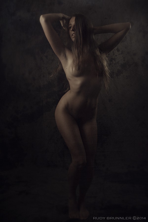 Artistic Nude Photo by Photographer RudyBrunnler