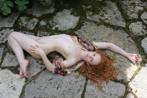 Artistic Nude Photo by Photographer UrbanFox