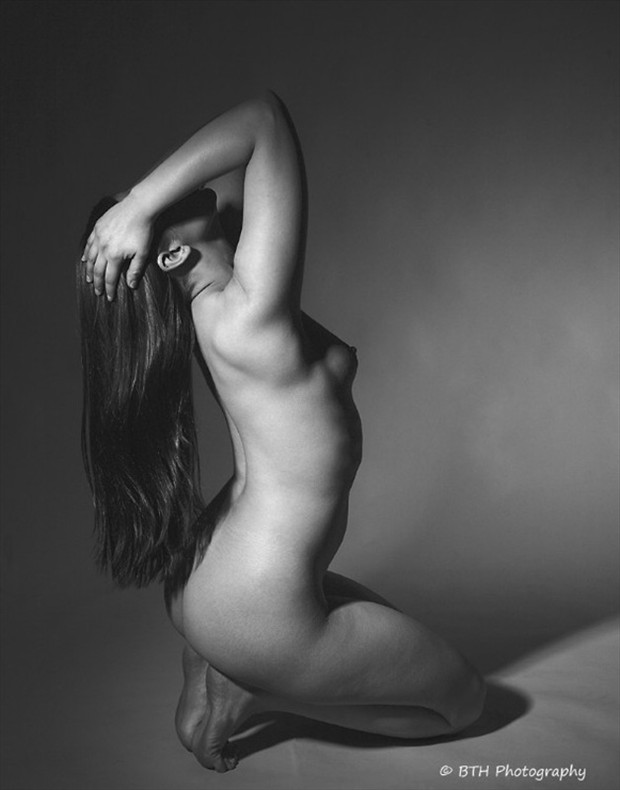 Artistic Nude Photo by Photographer bthphoto