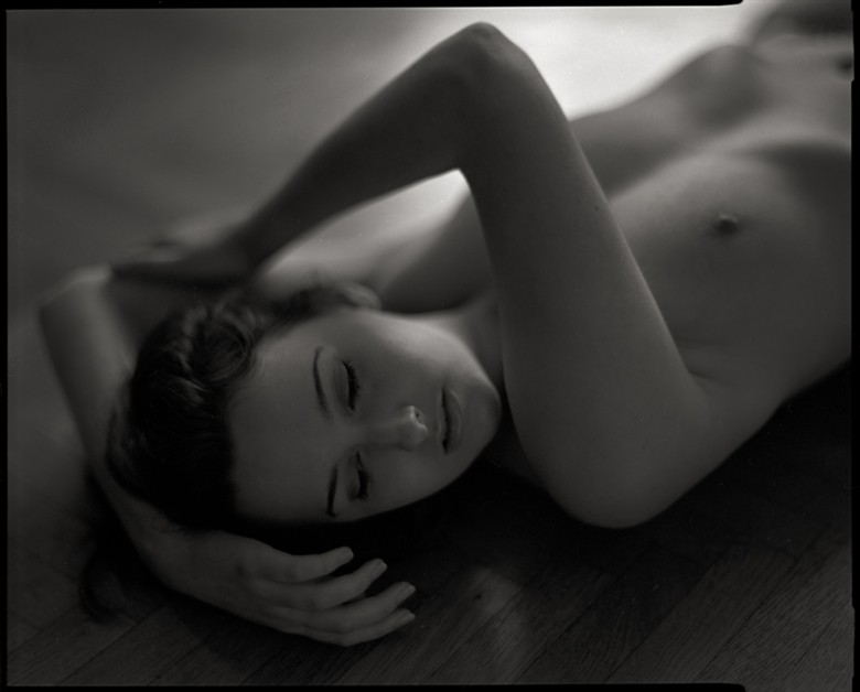 Artistic Nude Sensual Photo by Model Axioma