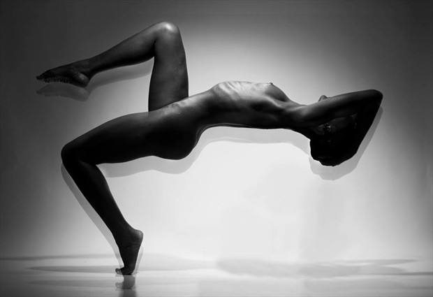 Artistic Nude Sensual Photo by Model Bronzed.In.Beauty