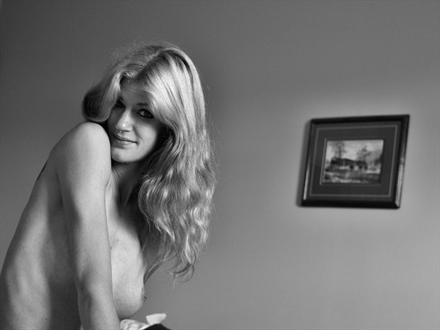 Artistic Nude Sensual Photo by Model Helen Hellfire