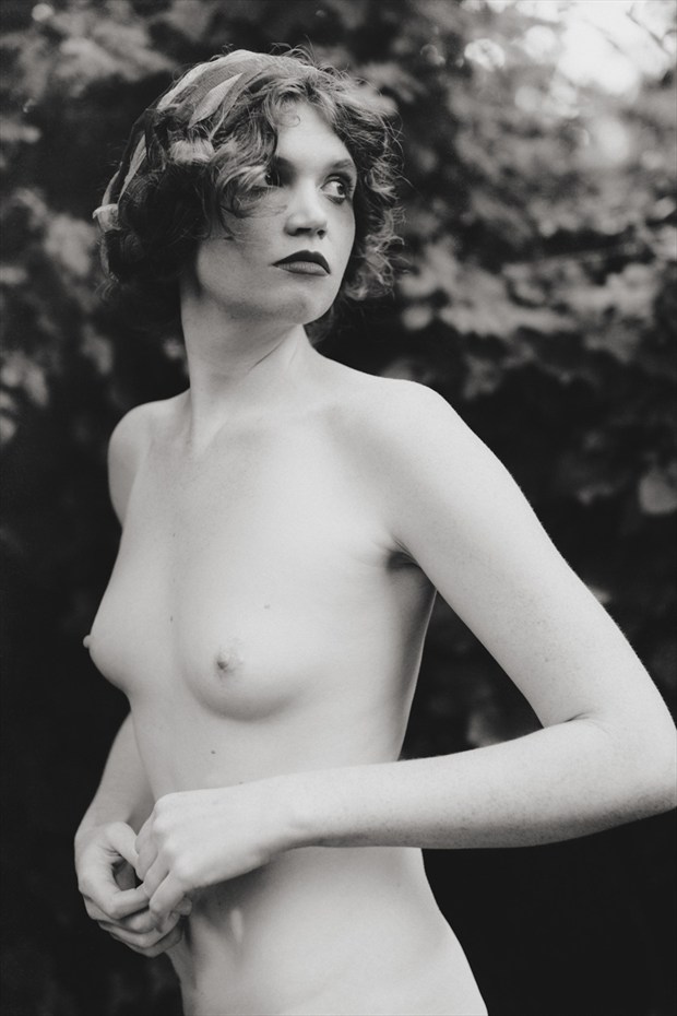 Artistic Nude Sensual Photo by Photographer Anton