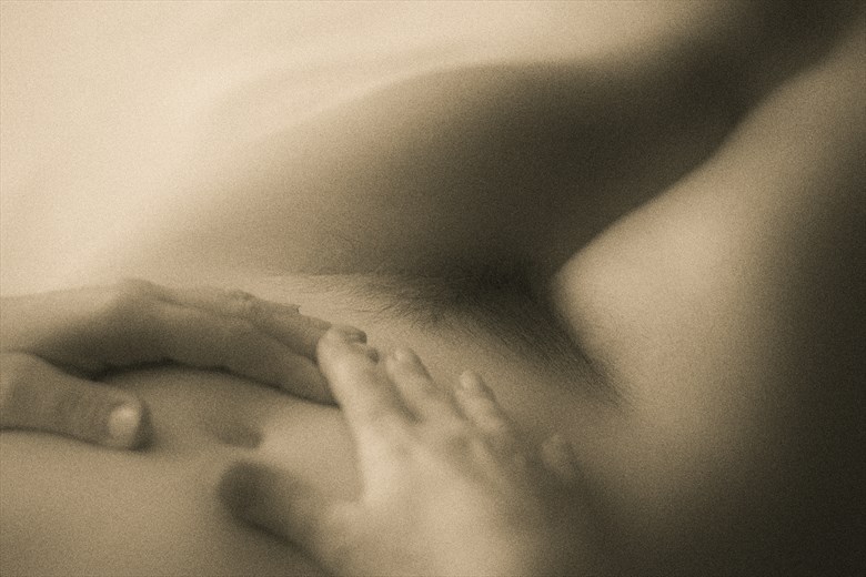 Artistic Nude Sensual Photo by Photographer BenGunn
