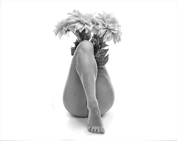 Artistic Nude Sensual Photo by Photographer MaxOperandi