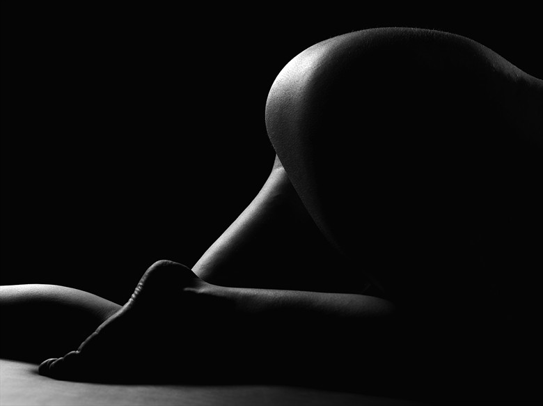 Artistic Nude Silhouette Photo by Photographer Lottg