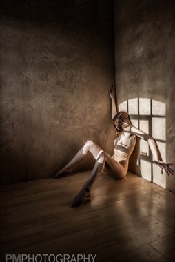 Artistic Nude Studio Lighting Artwork by Photographer PMPhotography
