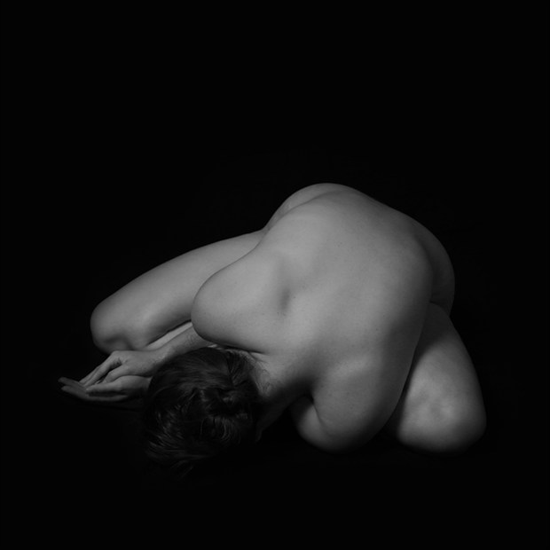 Artistic Nude Studio Lighting Photo by Model Eleanor Rose