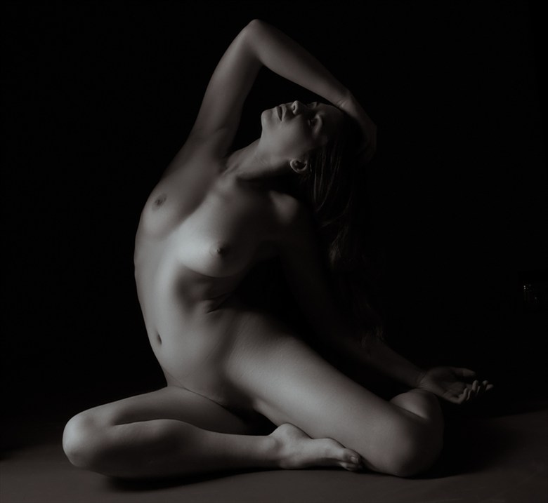 Artistic Nude Studio Lighting Photo by Model Elle Beth
