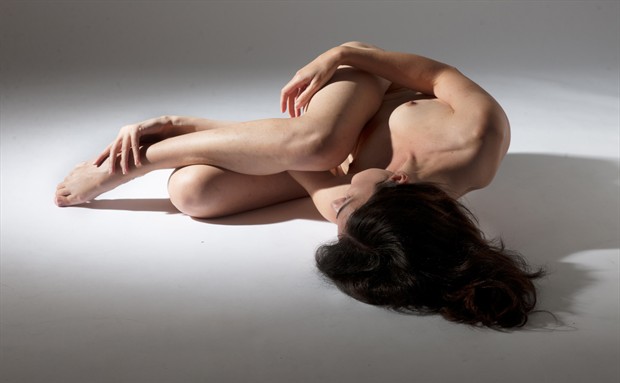 Artistic Nude Studio Lighting Photo by Model Rose Valentina