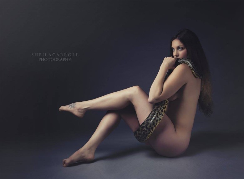Artistic Nude Studio Lighting Photo by Model Satya