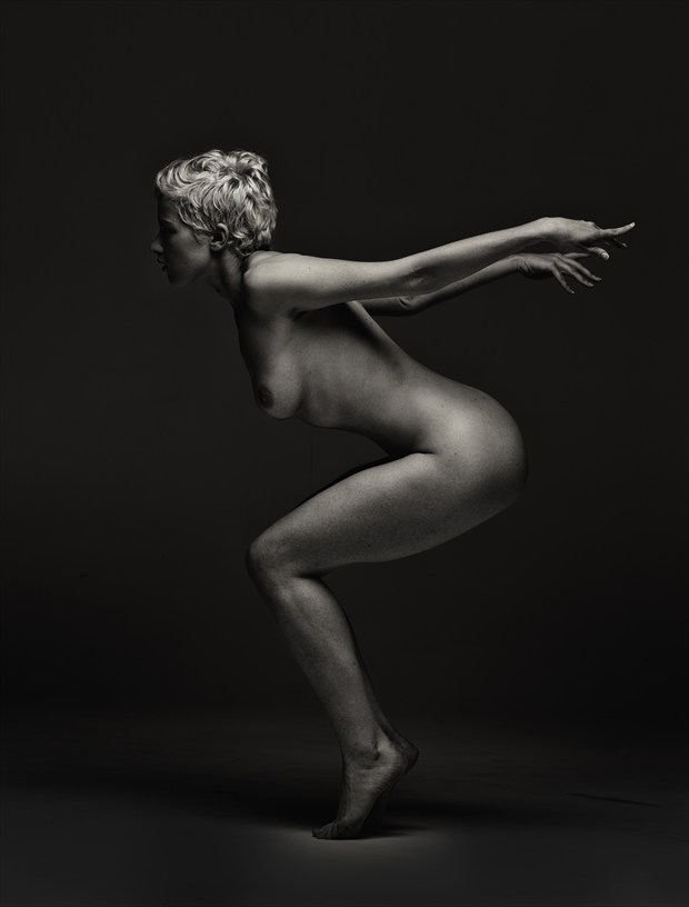Artistic Nude Studio Lighting Photo by Photographer Dare Images