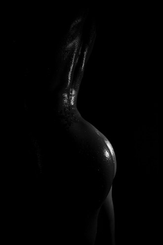 Artistic Nude Studio Lighting Photo by Photographer IIStudios