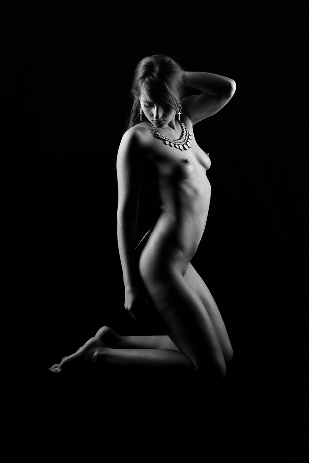 Artistic Nude Studio Lighting Photo by Photographer MelPettit