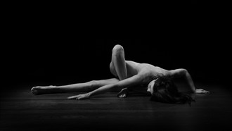 Artistic Nude Studio Lighting Photo by Photographer Richard Tallent