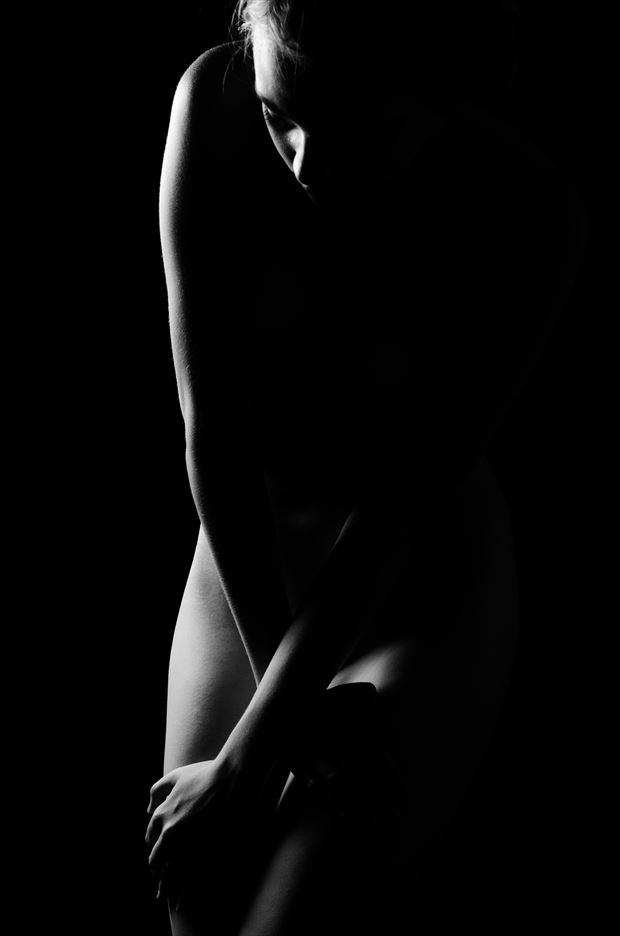 Artistic Nude Studio Lighting Photo by Photographer Tom Kabe