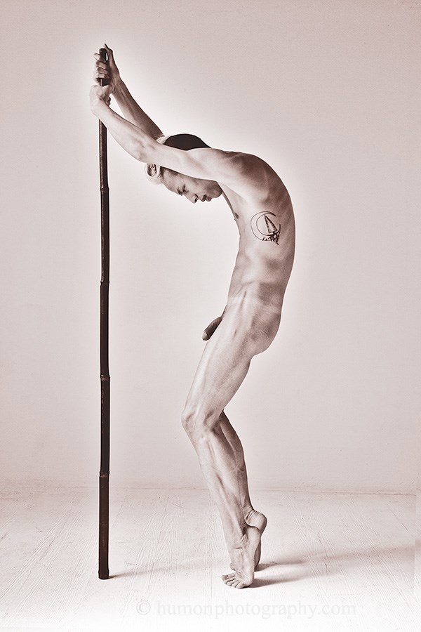Artistic Nude Studio Lighting Photo by Photographer humon photography