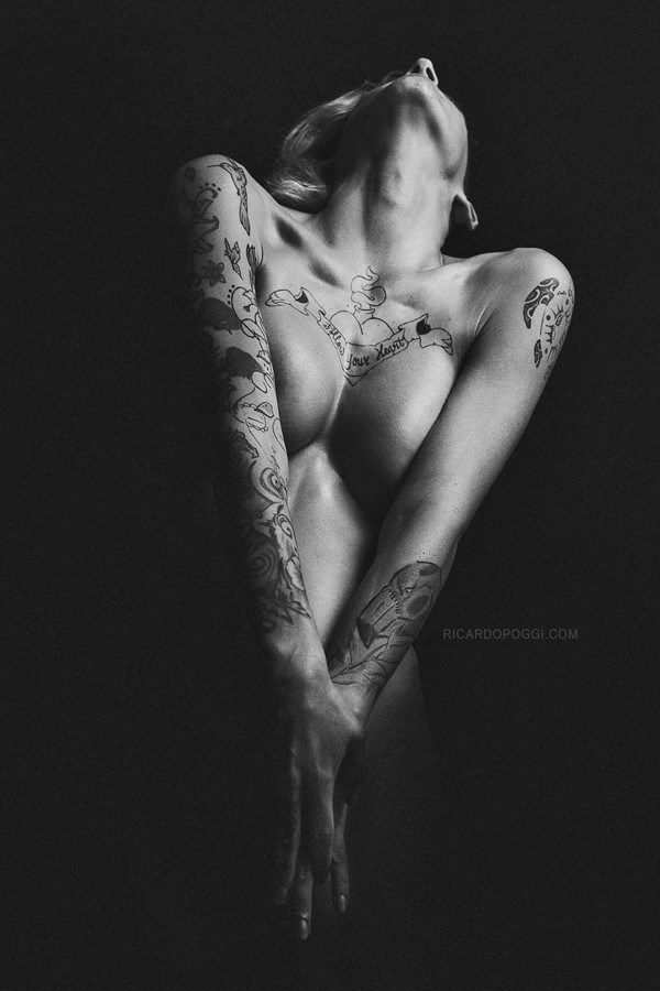 Artistic Nude Tattoos Photo by Photographer RicardoPoggi
