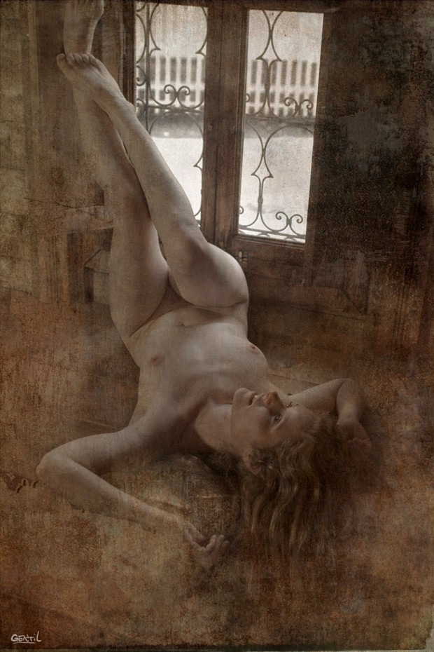 Artistic Nude Vintage Style Photo by Artist Gentil