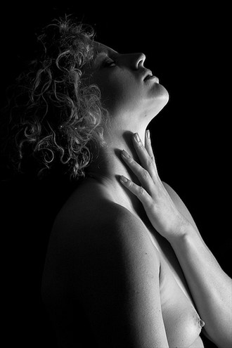 Ascending Expression Artistic Nude Photo by Photographer KMPA