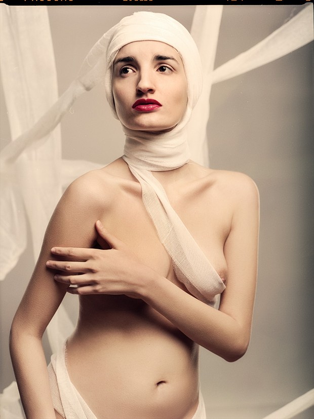 Asylum Artistic Nude Artwork by Photographer XaviRoStudio