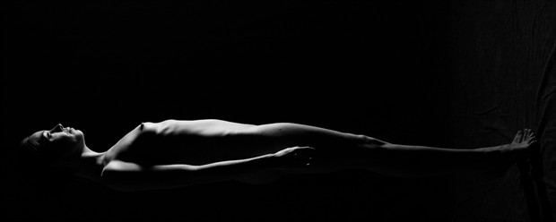 At rest Artistic Nude Photo by Photographer Jakz