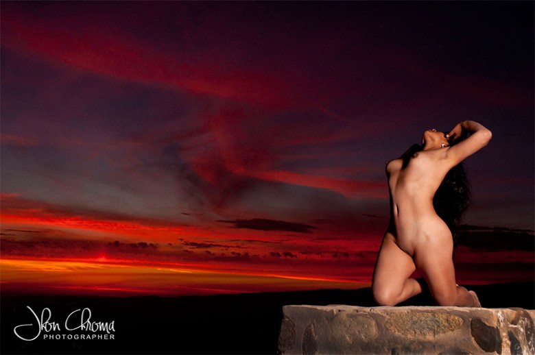 Atardecer de fuego Erotic Photo by Photographer Jhon Chroma