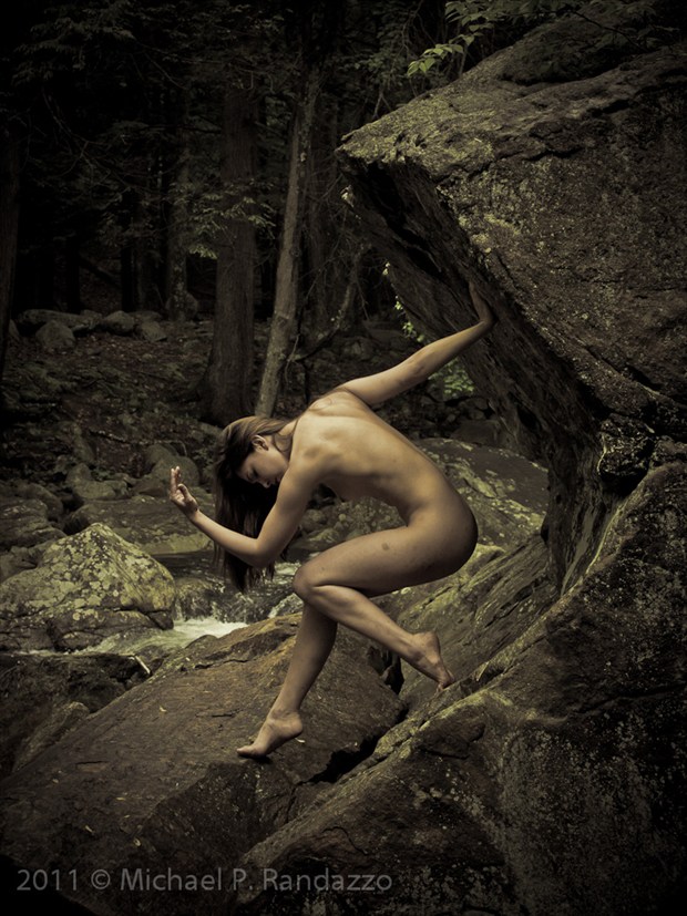 Atlante femminili Artistic Nude Photo by Photographer PhotoGuyMike 
