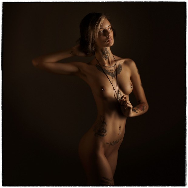 B2 Artistic Nude Photo by Photographer eosos