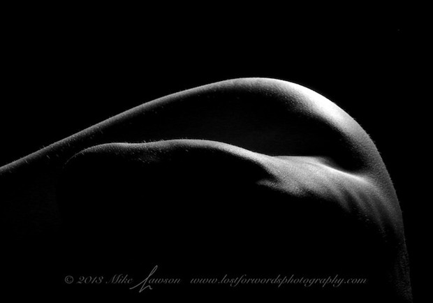 Back in Black Artistic Nude Photo by Photographer Mike Lawson