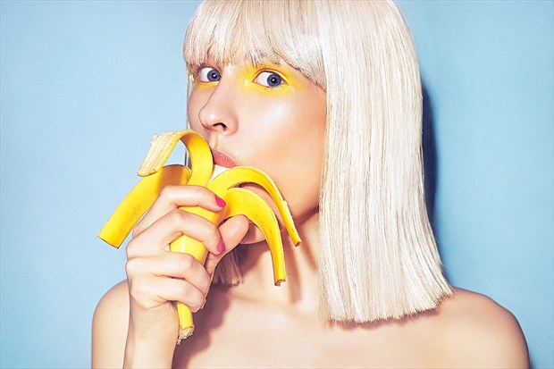 Banana  Erotic Photo by Photographer Lucas Toma