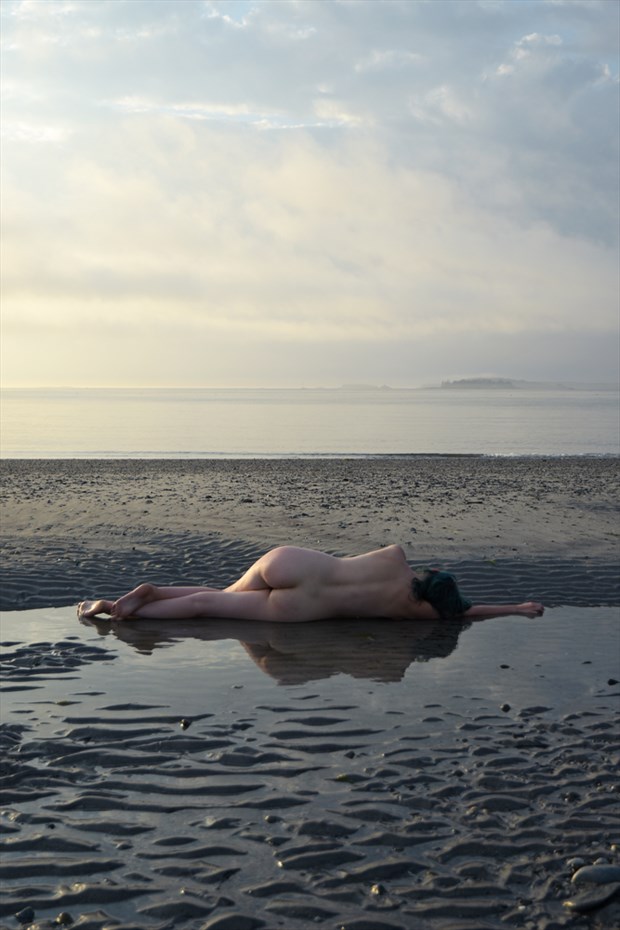 Beach Days Artistic Nude Photo by Model EvelynSinclair