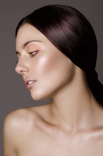Beauty Studio Lighting Photo by Model scarlet model