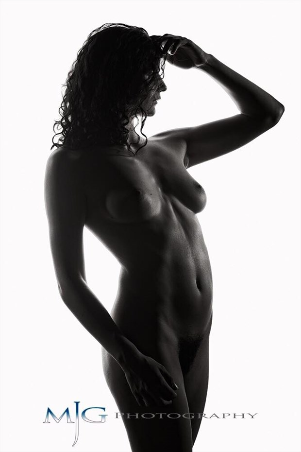 Black Diamond Artistic Nude Photo by Model Daisy Von