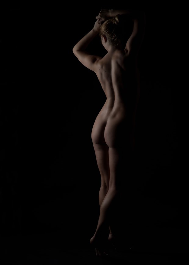 Bodyscape Artistic Nude Photo by Photographer ImageThatPhotography